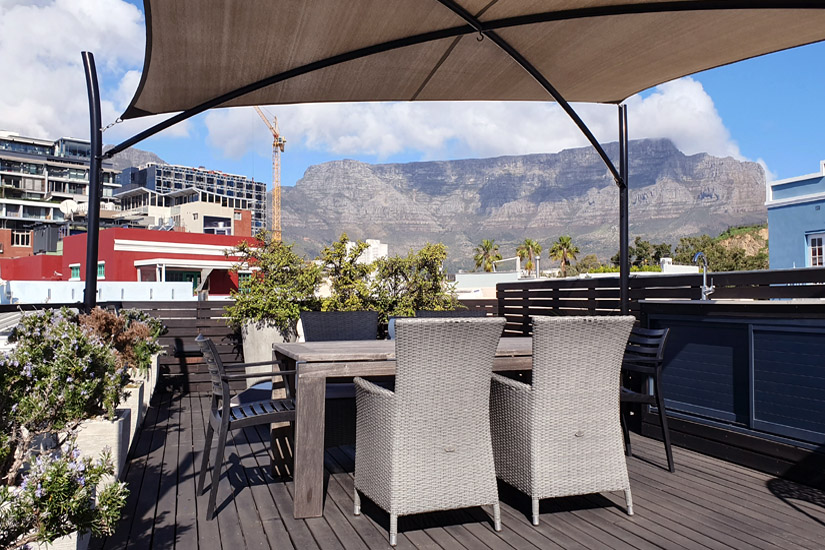 10 Loader Street - roof deck